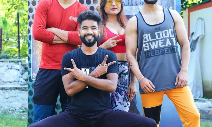 RAVI DANCE STUDIO